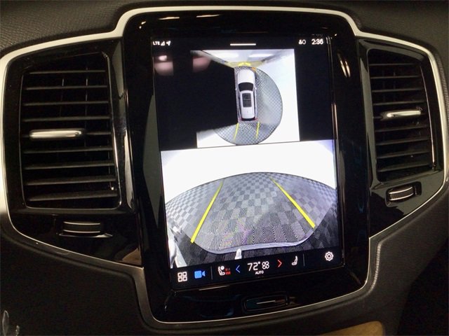 2024 Volvo XC90 Plus photo 2