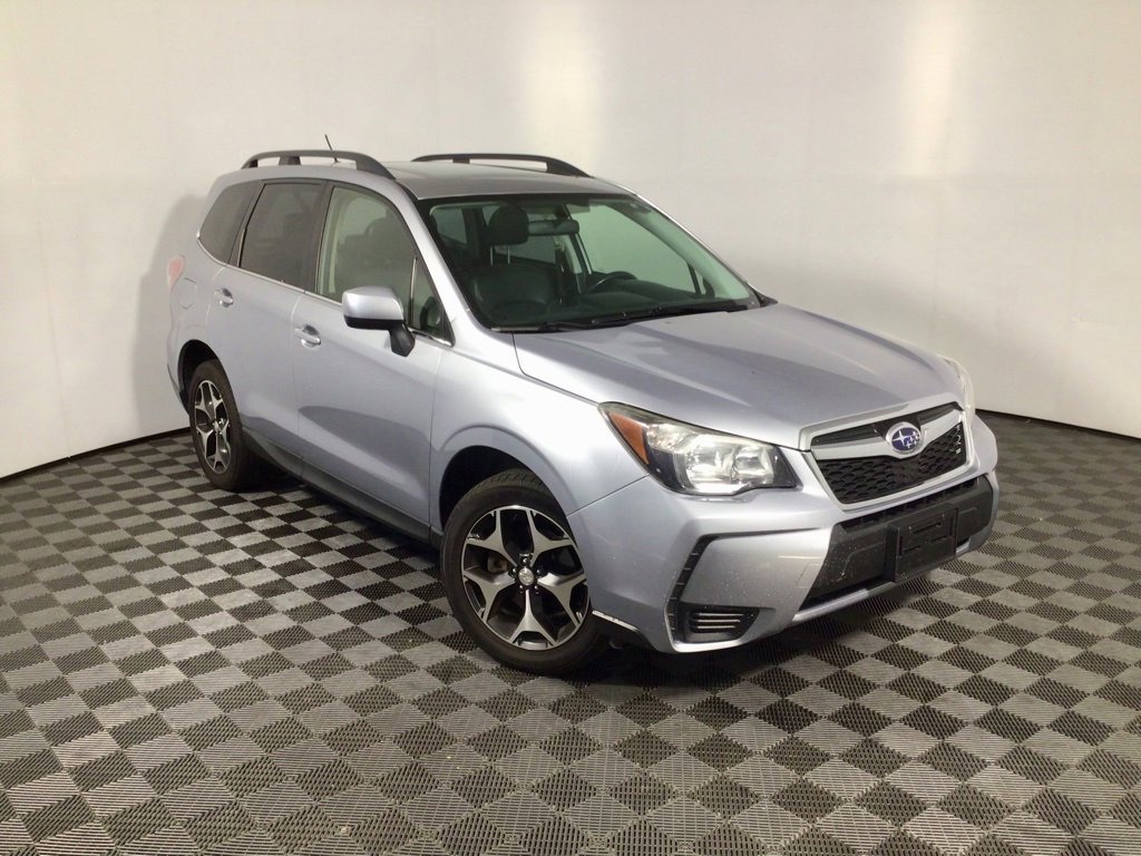 2014 Subaru Forester 2.0XT Premium photo 4