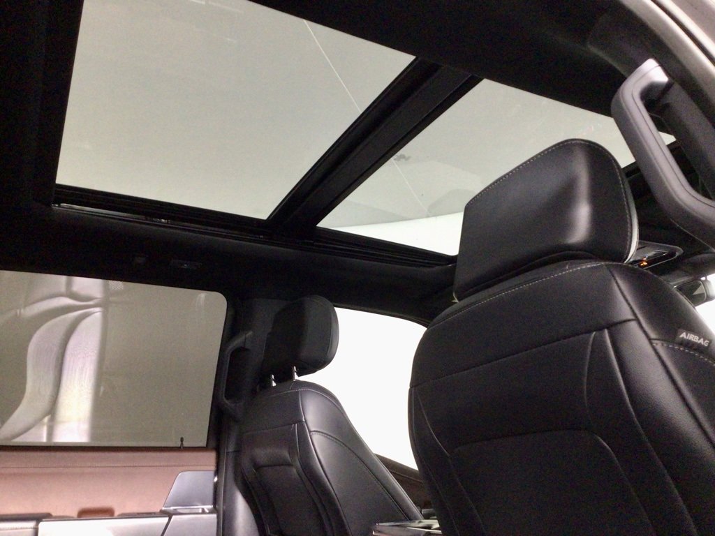 2023 Ford F-150 Lariat photo 3