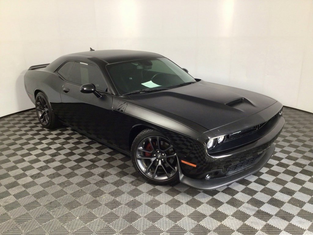 2021 Dodge Challenger R/T photo 4