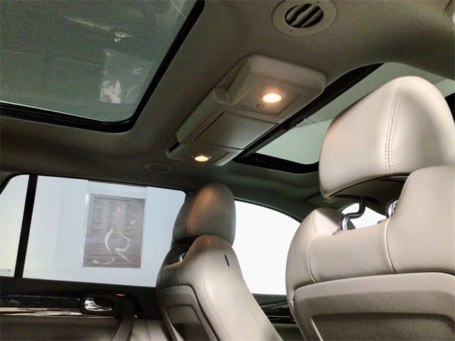 2016 Buick Enclave Premium photo 3