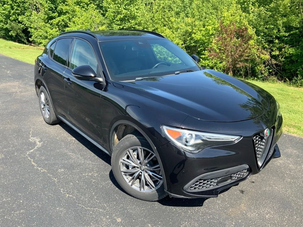 Used 2022 Alfa Romeo Stelvio Sprint SUV