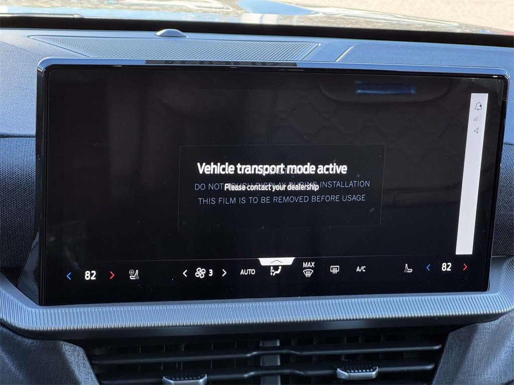 2026 Ford Explorer Platinum photo 2