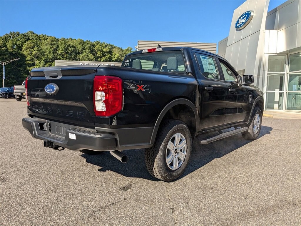 New 2024 Ford Ranger XL Truck SuperCrew