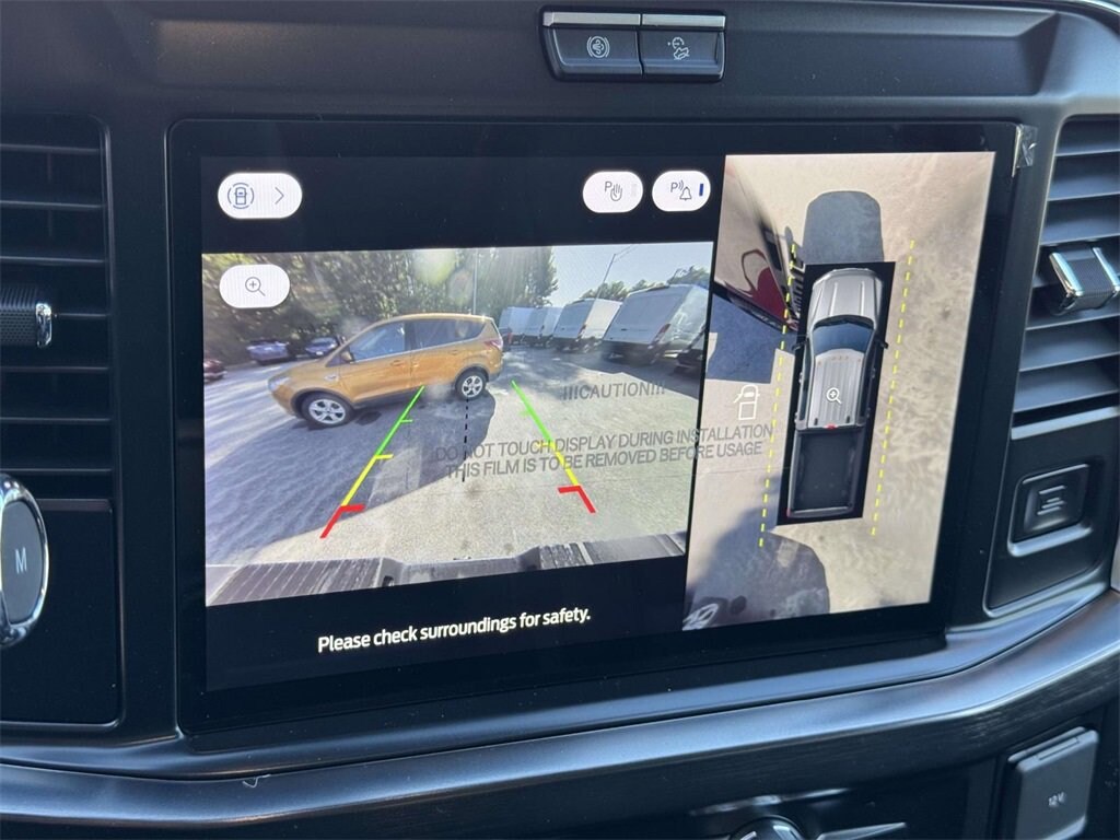 New 2026 Ford F-250 LARIAT Truck Crew Cab