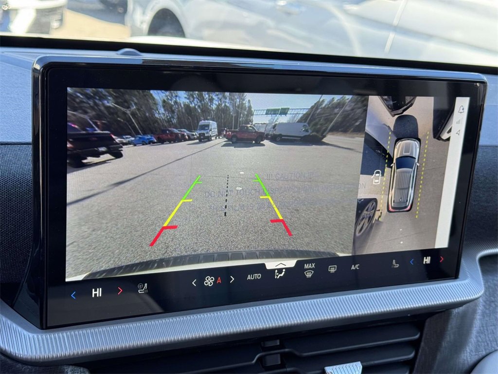 2026 Ford Explorer Platinum photo 3