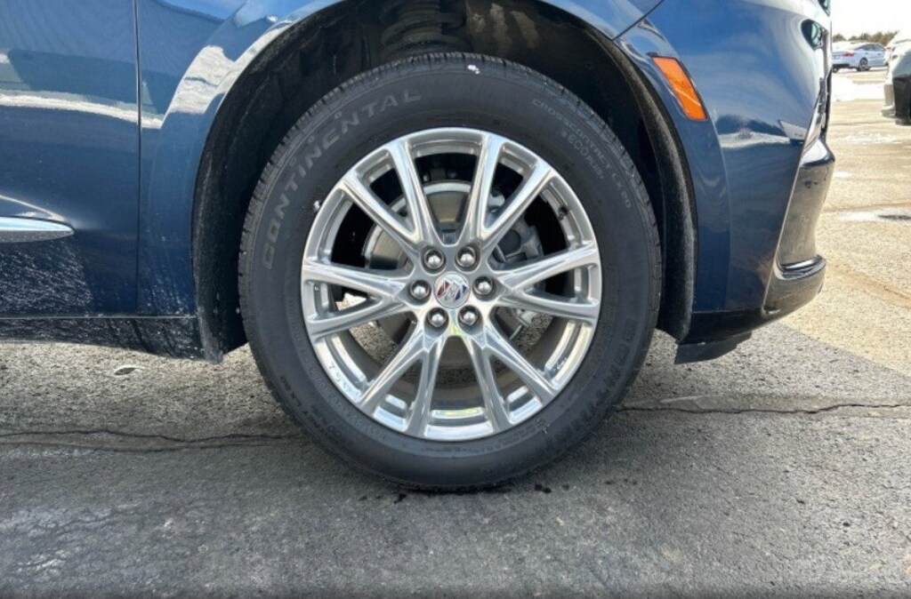 Used 2023 Buick Enclave Essence SUV