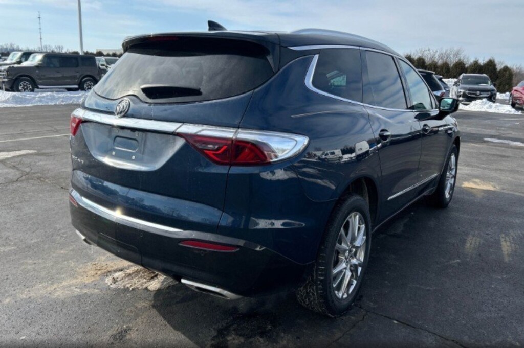 Used 2023 Buick Enclave Essence SUV