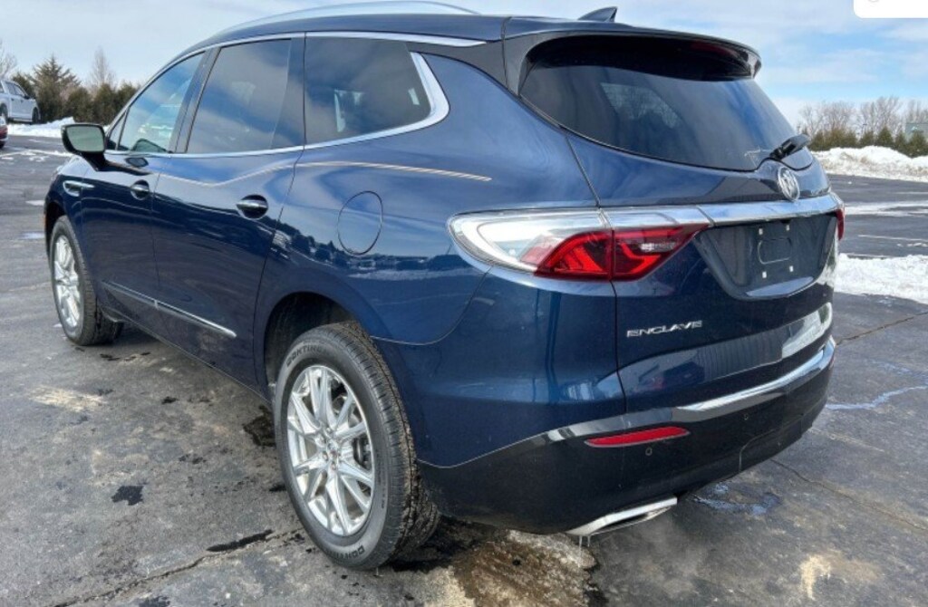 Used 2023 Buick Enclave Essence SUV