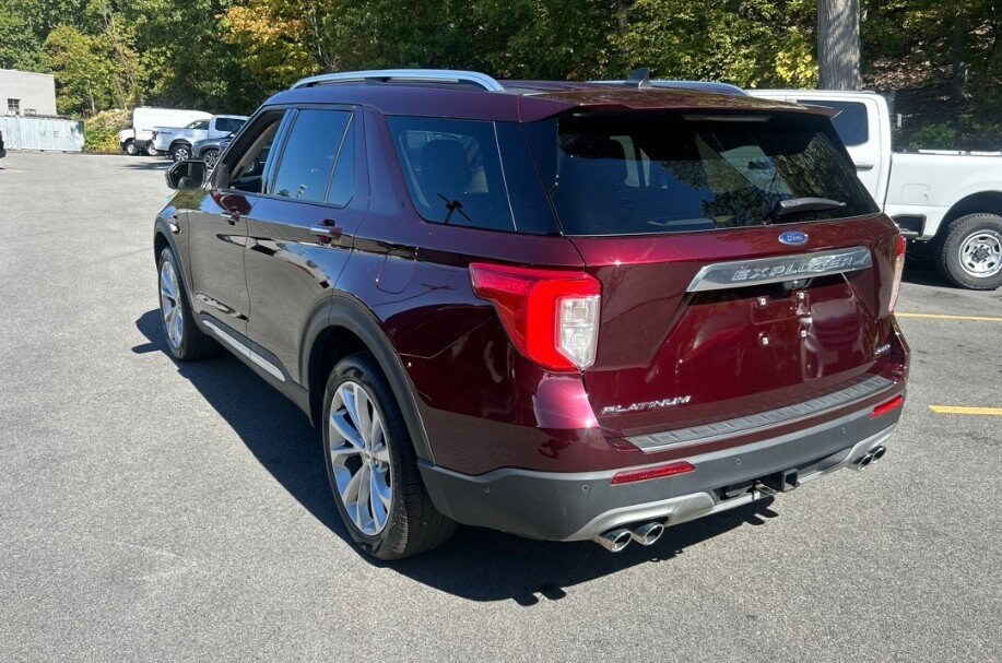 2022 Ford Explorer Platinum photo 4
