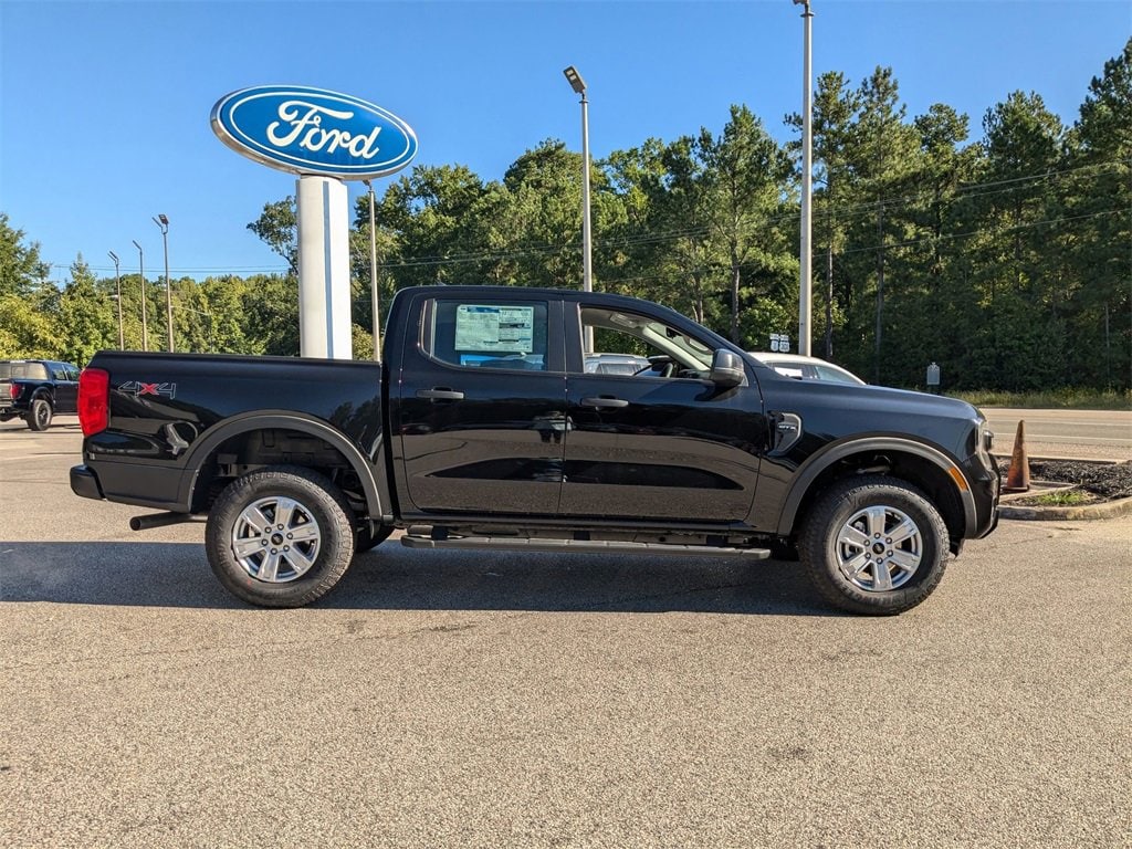 New 2024 Ford Ranger XL Truck SuperCrew