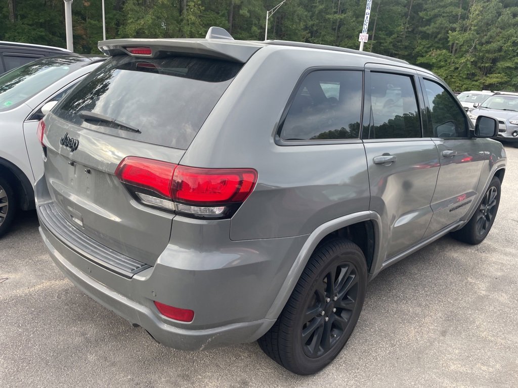 2019 Jeep Grand Cherokee Altitude photo 2