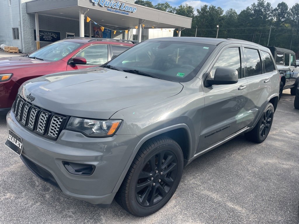 2019 Jeep Grand Cherokee Altitude photo 4