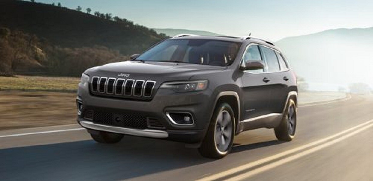 2019 jeep cherokee at Ford Family Auto