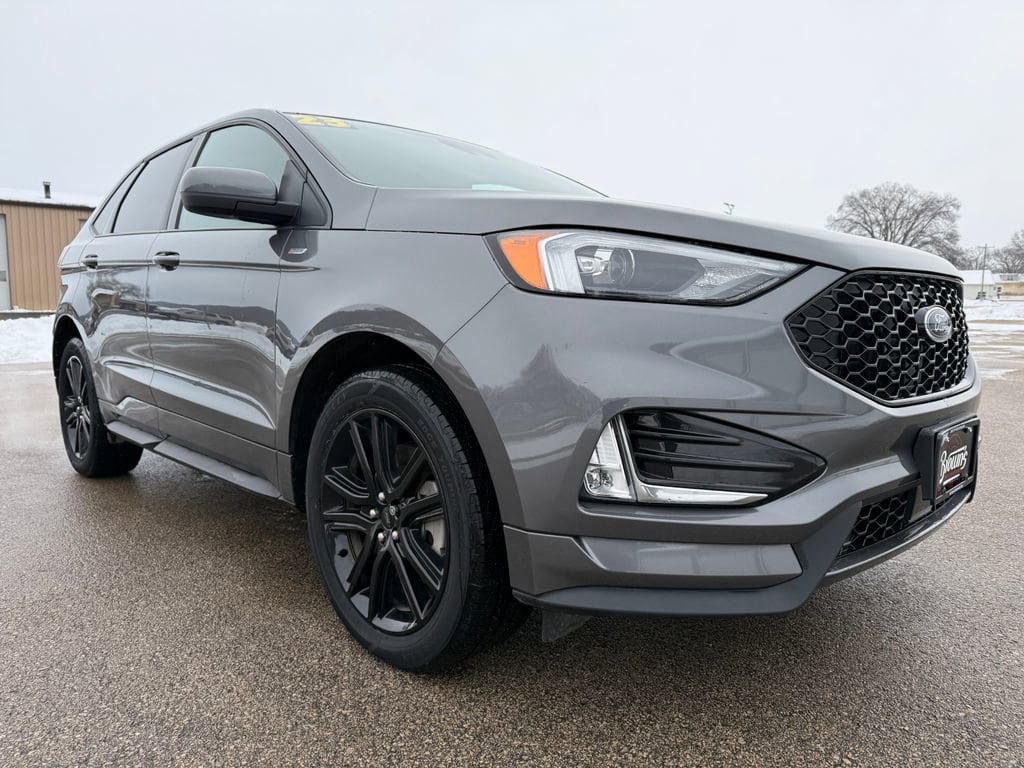 Used 2023 Ford Edge SUV