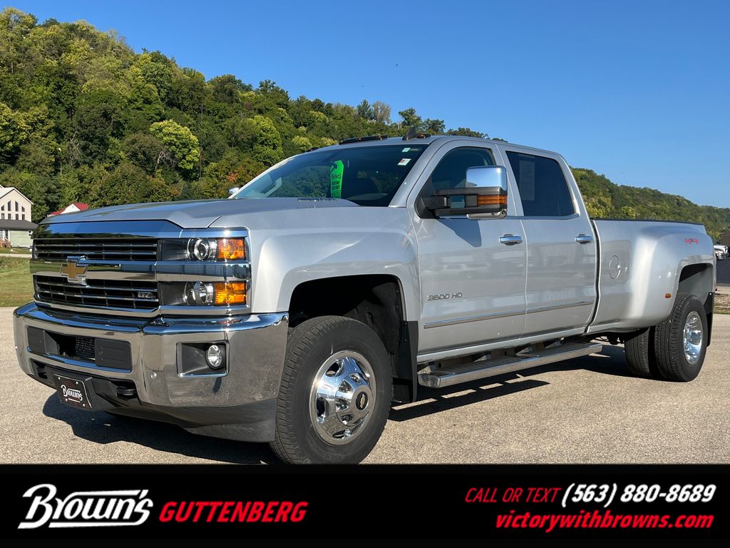 2015 Chevrolet Silverado HD LTZ's photo