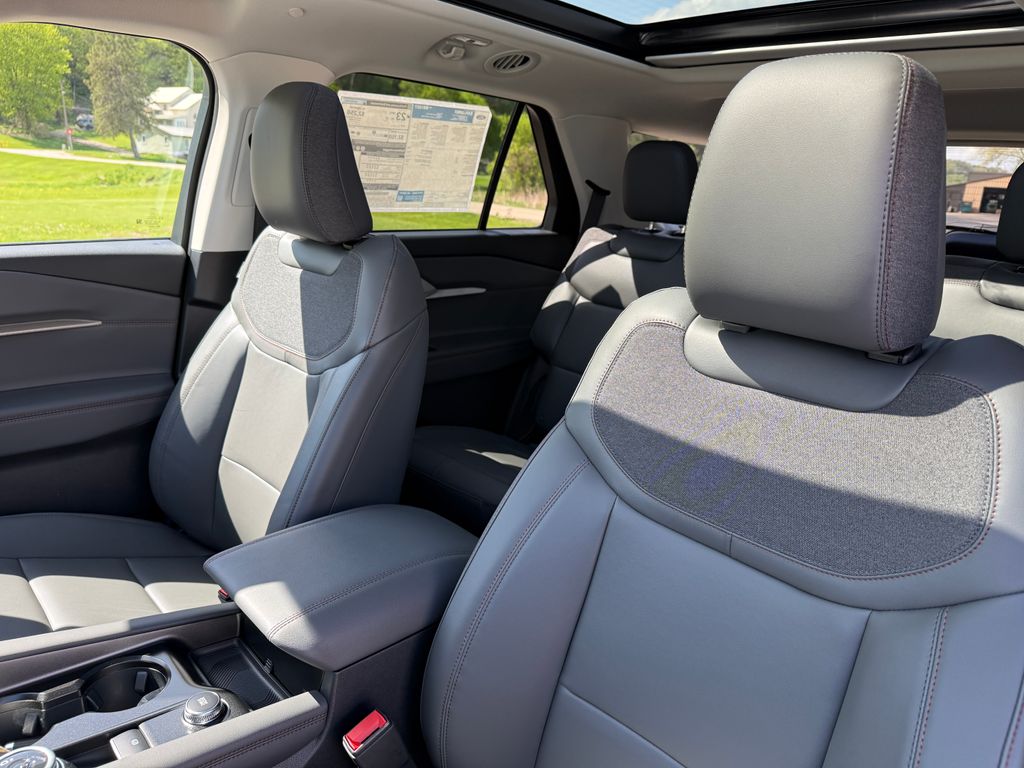 2026 Ford Explorer Active - Photo 22