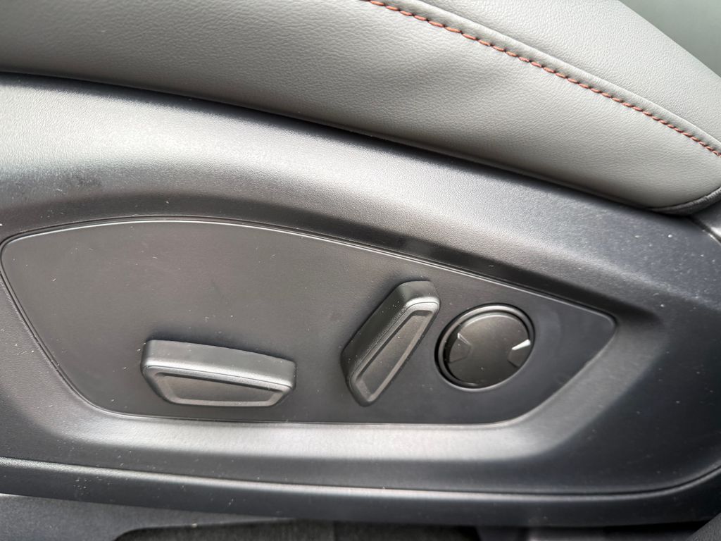 2026 Ford Explorer Active - Photo 21