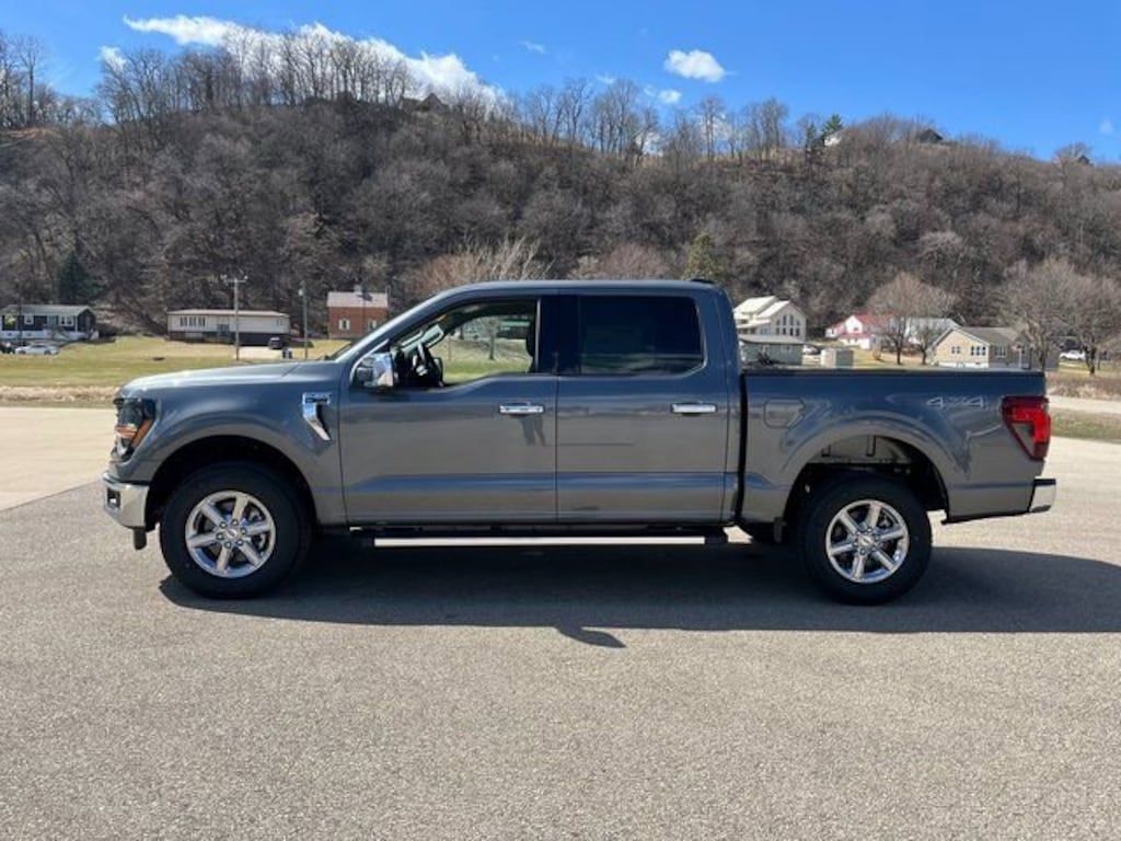 New 2025 Ford F-150 XLT Truck SuperCrew Cab
