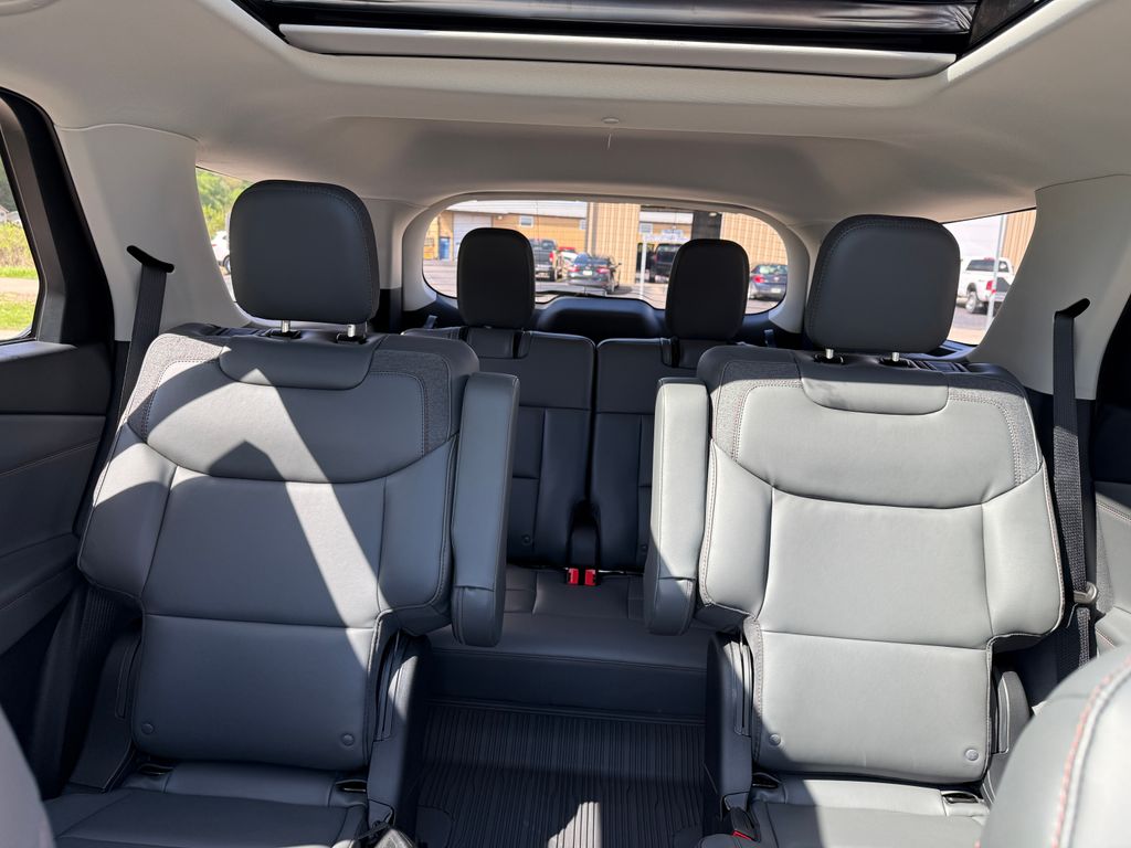 2026 Ford Explorer Active - Photo 23