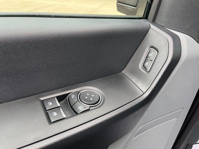 2025 Ford F-350 Super Duty XL - Photo 16