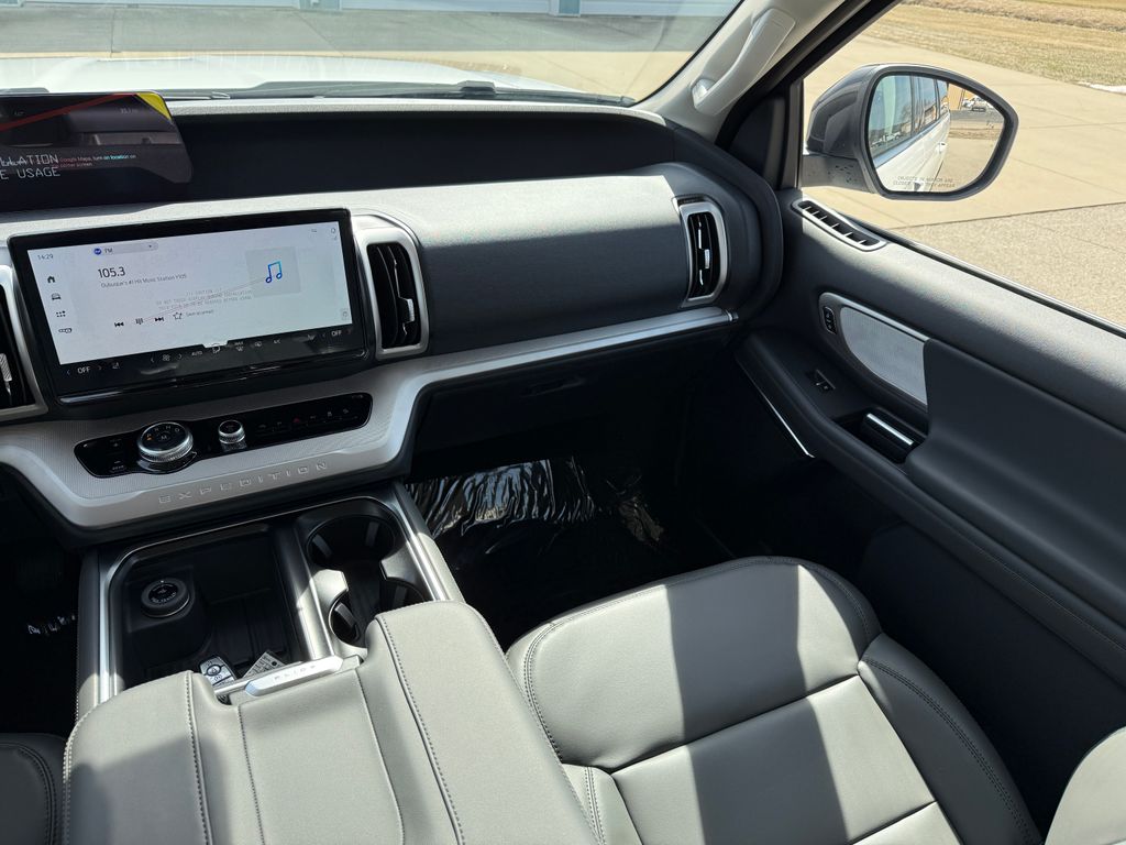 2026 Ford Expedition MAX Active - Photo 28