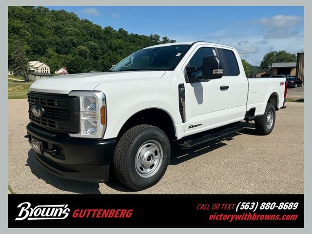 2025 Ford F-250 Super Duty XL's photo