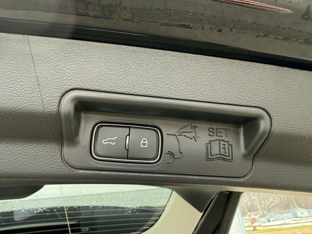 2026 Ford Explorer Active - Photo 15
