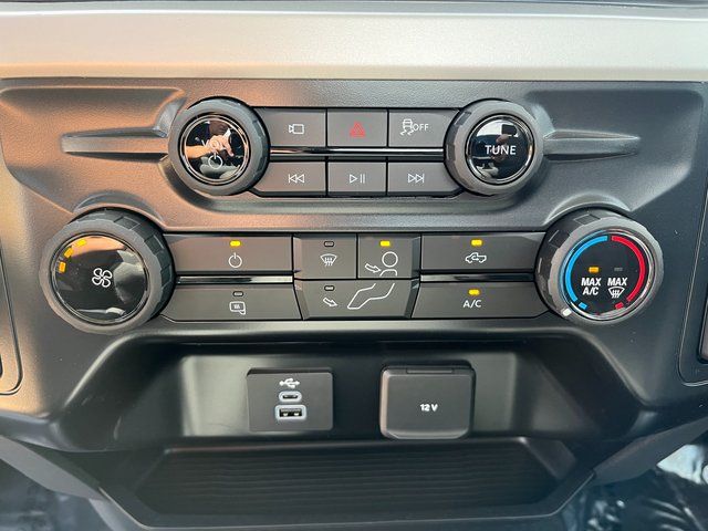 2025 Ford F-350 Super Duty XL - Photo 19