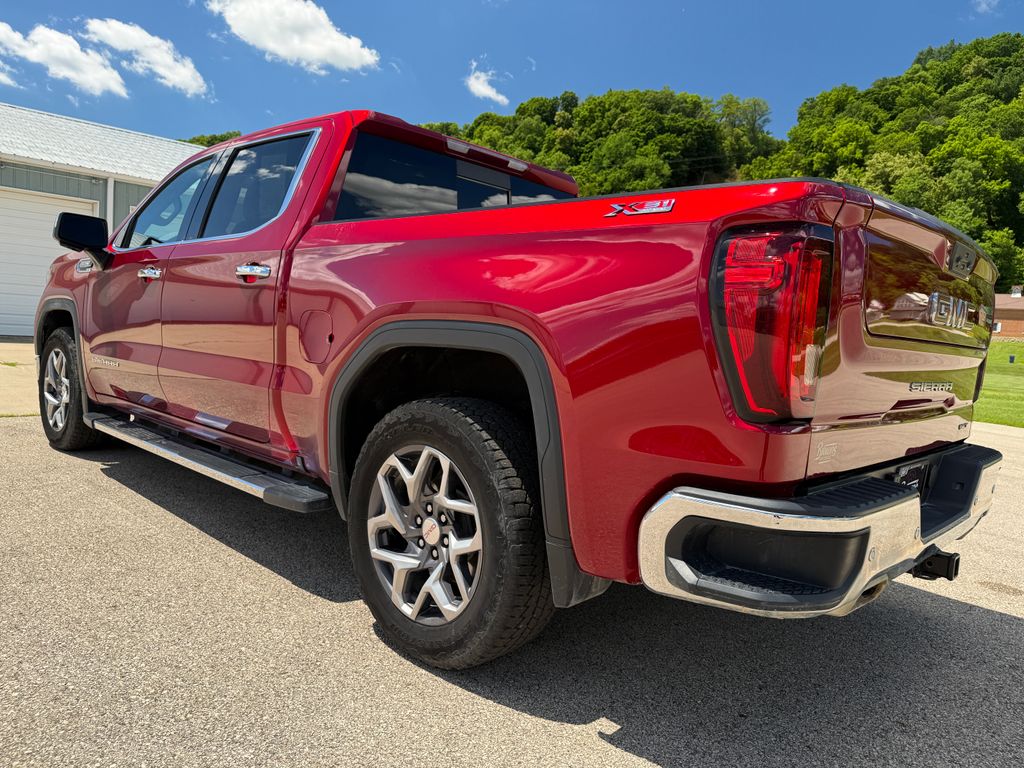 2022 GMC Sierra 1500 SLT - Photo 7
