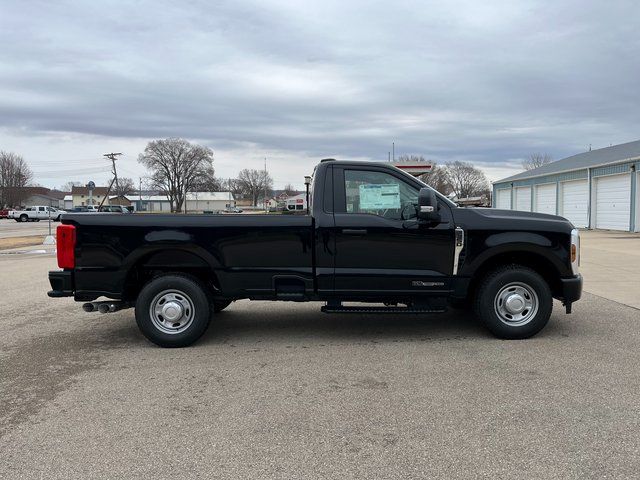 2025 Ford F-350 Super Duty XL - Photo 7