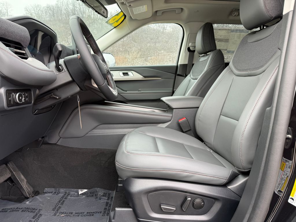 2026 Ford Explorer Active - Photo 20
