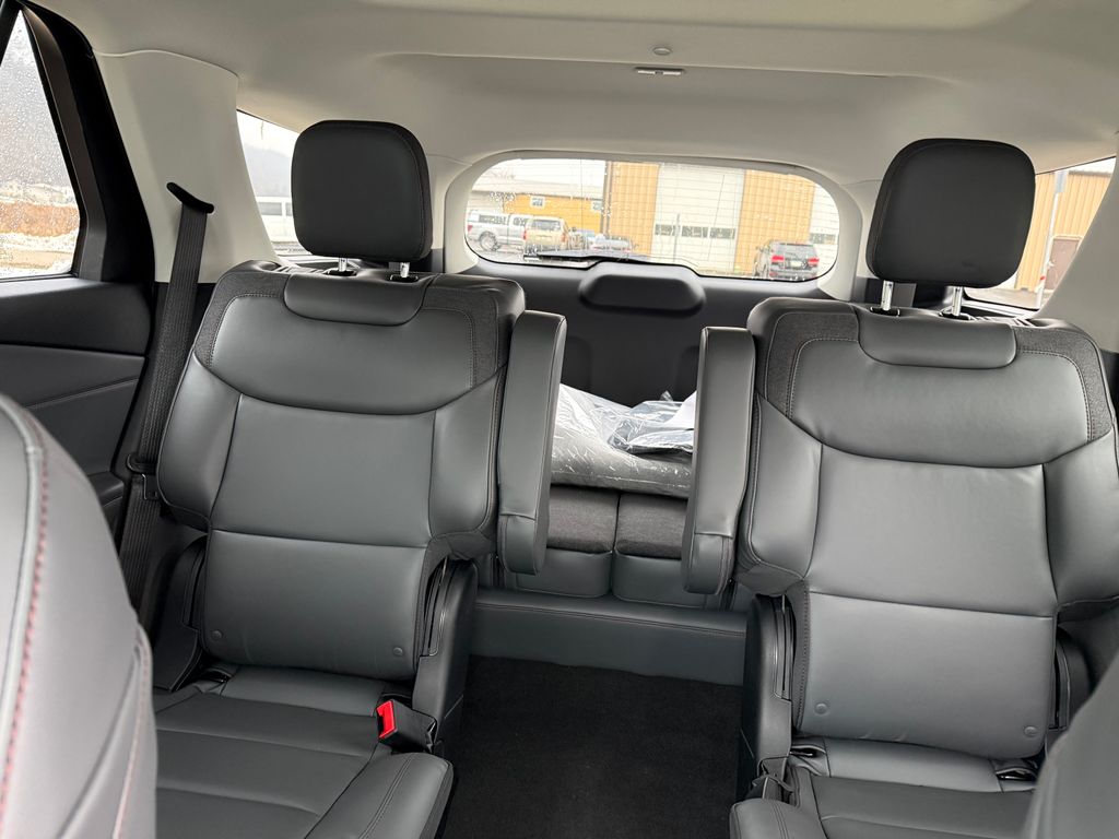2026 Ford Explorer Active - Photo 23