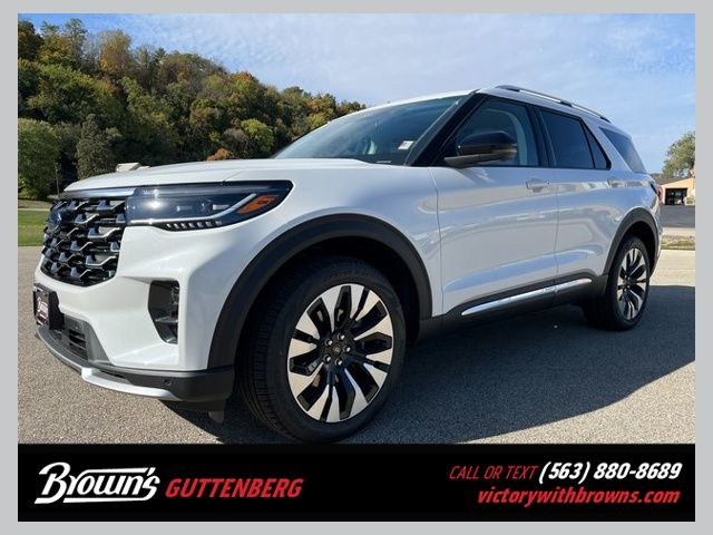 2026 Ford Explorer Platinum's photo