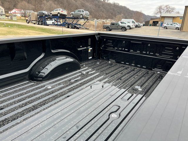 2025 Ford F-350 Super Duty XL - Photo 12