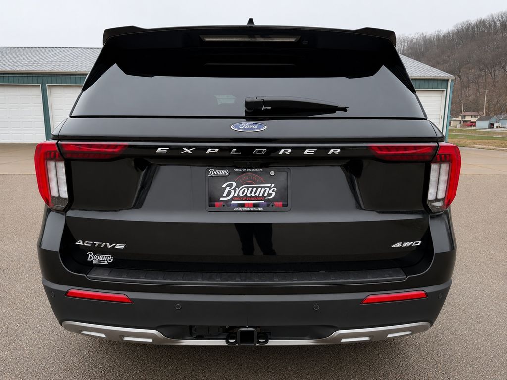 2026 Ford Explorer Active - Photo 7