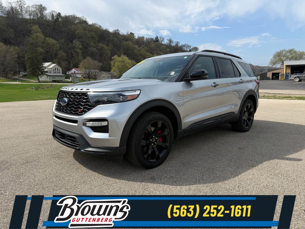 2023 Ford Explorer SUV 