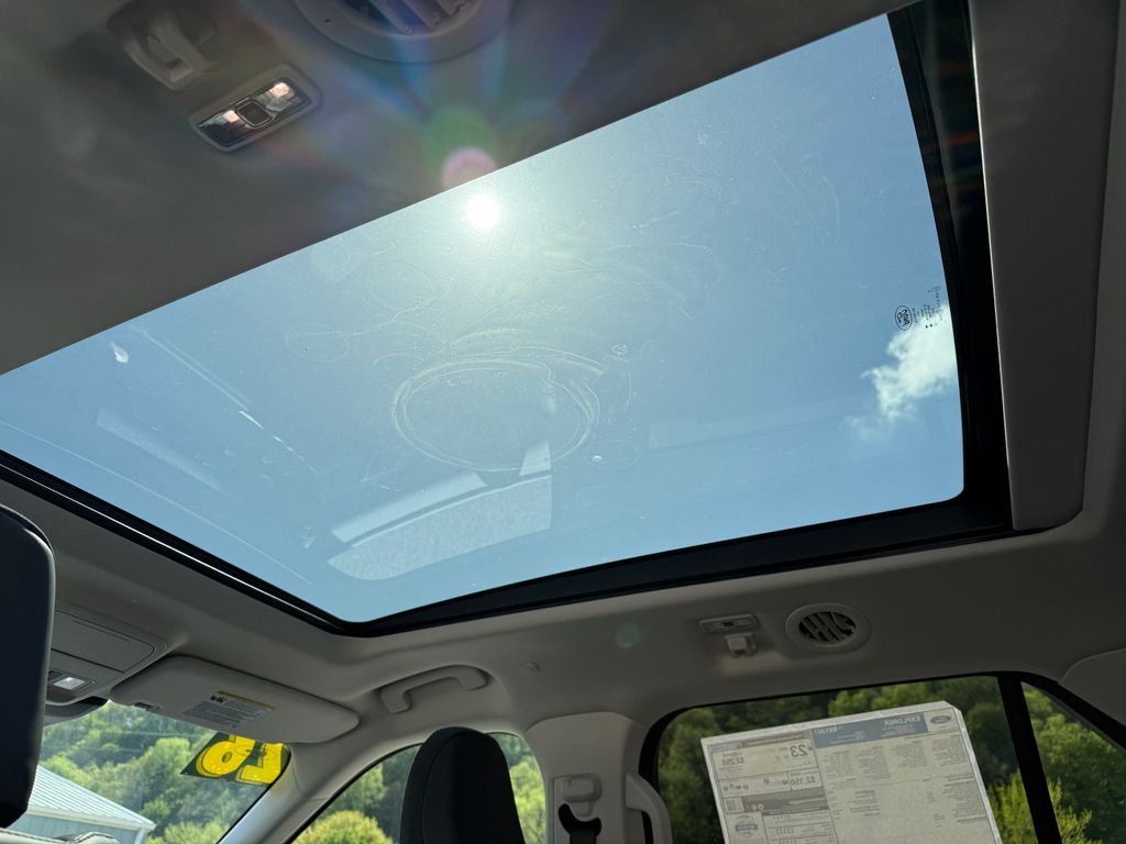 2026 Ford Explorer Active - Photo 36