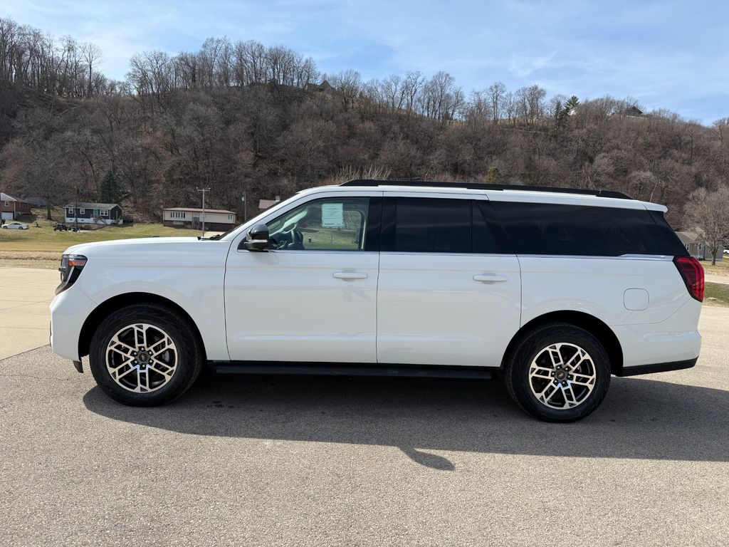 2026 Ford Expedition MAX Active - Photo 8