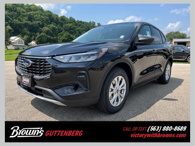 2025 Ford Escape Active's photo