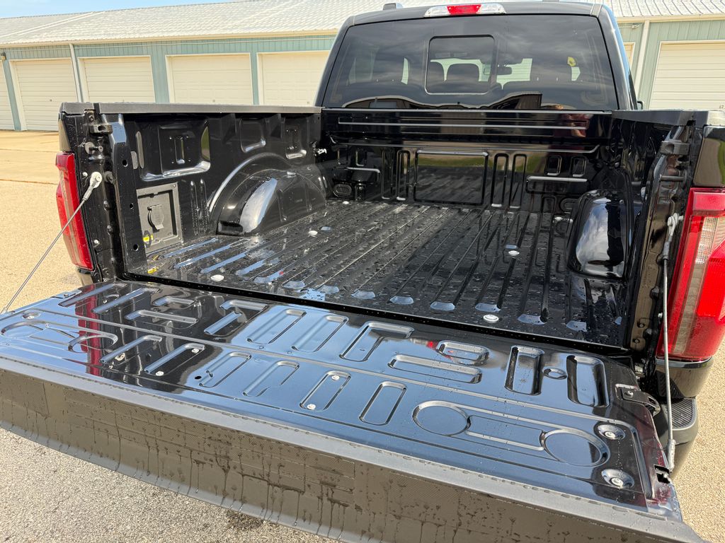 2026 Ford F-150 XLT - Photo 11
