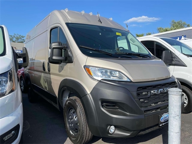 Used 2023 RAM ProMaster Cargo Van Base with VIN 3C6LRVBG1PE540508 for sale in Jersey City, NJ