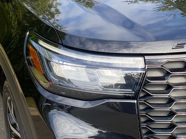 Used 2025 Ford Explorer ST-Line SUV