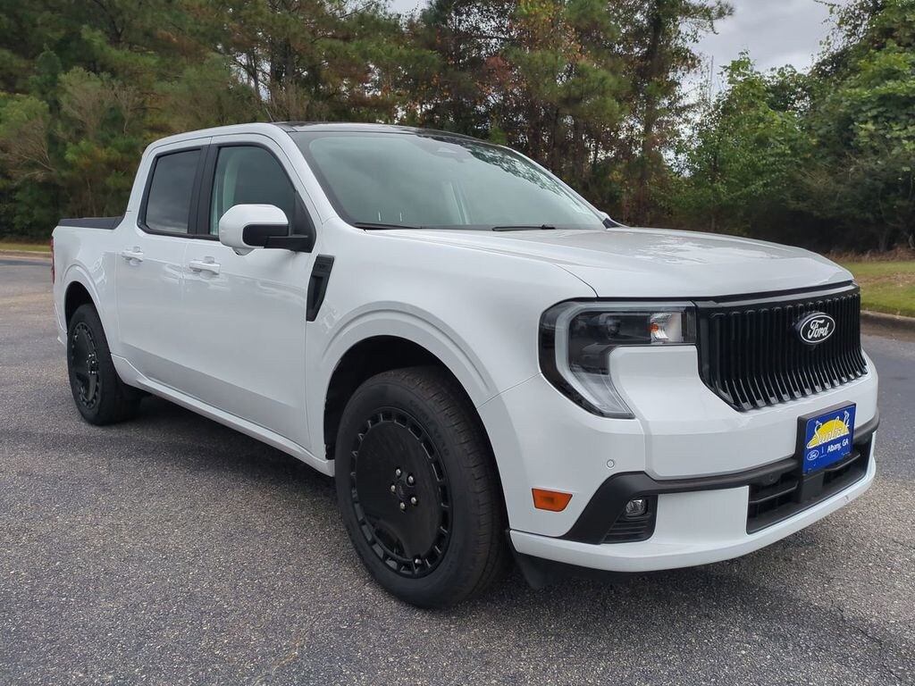 New 2025 Ford Maverick Lobo High Truck