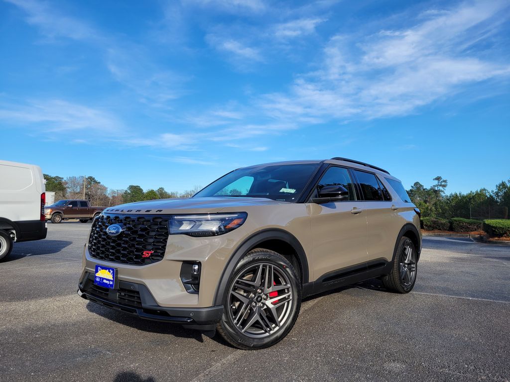 2026 Ford Explorer ST's photo
