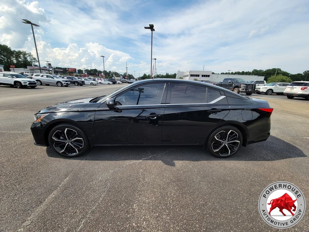 Used 2024 Nissan Altima 2.5 SR Sedan