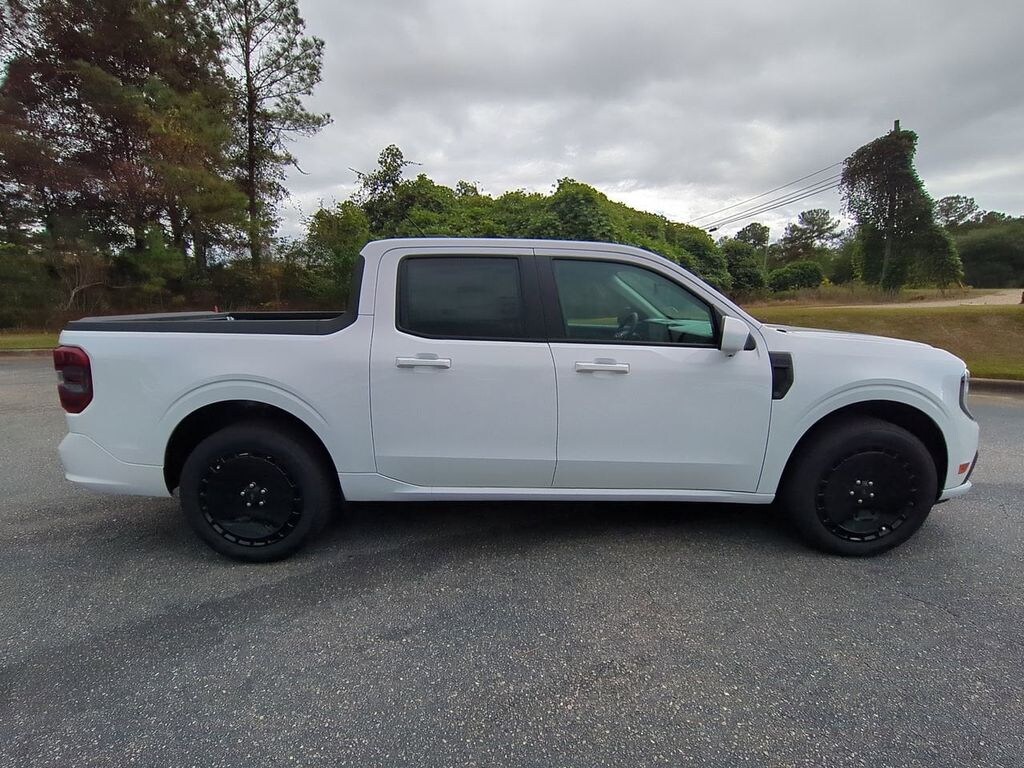 New 2025 Ford Maverick Lobo High Truck