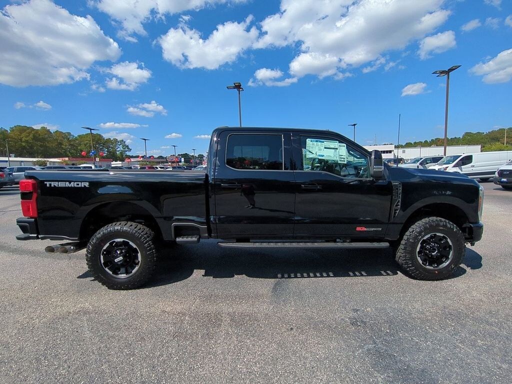New 2026 Ford F-250SD Lariat Truck