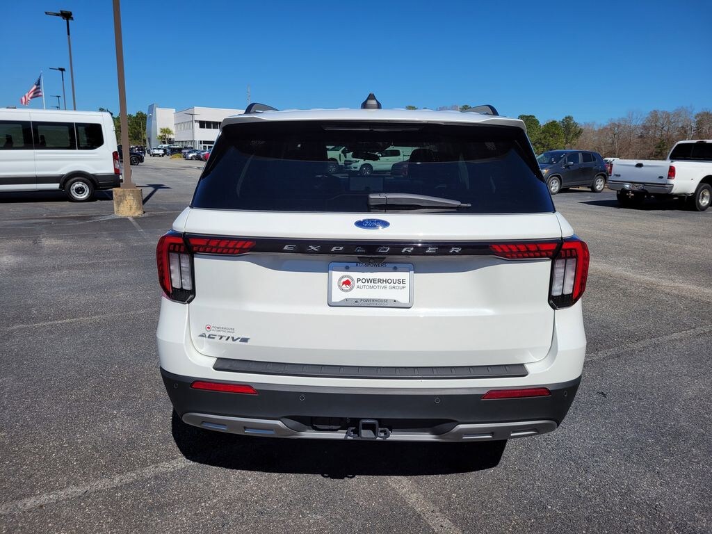 Used 2025 Ford Explorer Active SUV