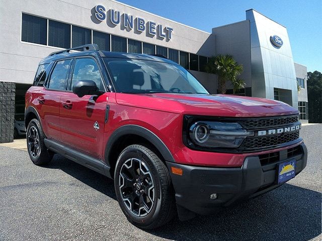 2025 Ford Bronco Sport Outer Banks's photo